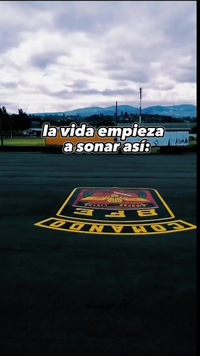 #nuevavida #parati #fyp #foryou #tiktok #ejecito #ejercitoecuatoriano #ecuador🇪🇨 #mexico🇲🇽 #peru🇵🇪 #pesopluma #military #motivacionmilitar #comando #mejorvida