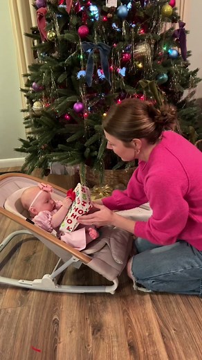 DIY Baby Gift Wrap Hack for Babies First Christmas 🎀