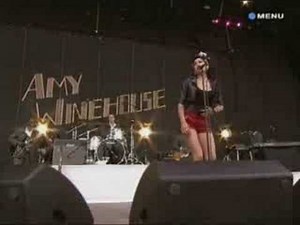 Amy Winehouse (live) Addicted