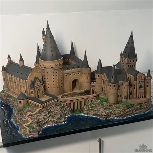 Making Hogwarts All out of Cake! 🍰 | The BakeKing