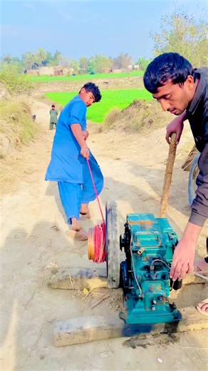 old diesel engine start up with stunt tire 😱