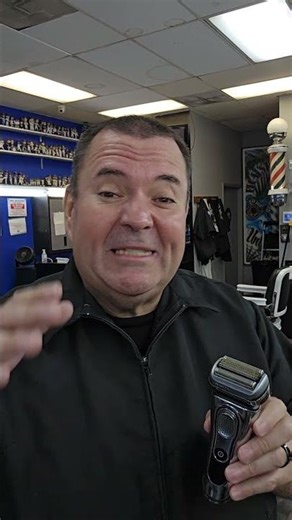 Braun Electric Razor for Men, Waterproof Foil Shaver