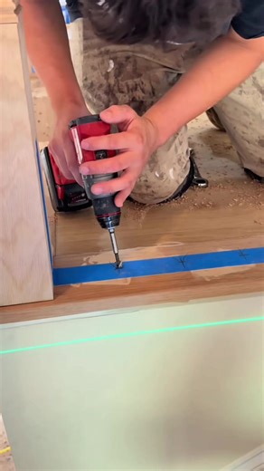 4.3K views | Make a stair case handrail skills . . . . . #fyp #construction #flooring #tips #work #fblifestyle #diy #asmr | COnstructionnZ | Facebook