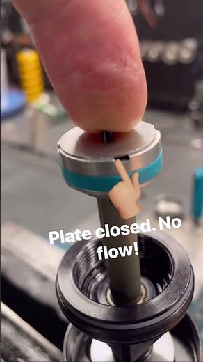 How does your Fox Shock lockout work?! 🤔