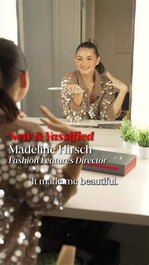 instylemagazine on Instagram: "Pardon me, have you seen @lady_hadeline’s waist? It seems to have gone missing. Ever since @SallyHolmes started looks-maxxing, the vibe in our office has gotten high-key weird AF. Trading in her frumpy dumpy turtleneck to flaunt her 12-pack abs (who knew?!), our Fashion Features Director Madeline seems to have gotten it in her pretty little head that she’s the new, admittedly snatched, face of InStyle. I hope this odd behavior isn’t contagious... YOU try booking a 