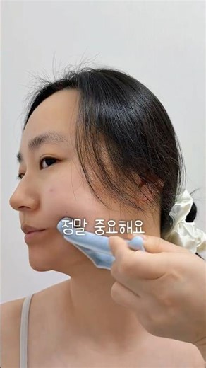 The secret to reducing swelling with Gua Sha revealed! DDP Design Store makes a perfect gift.