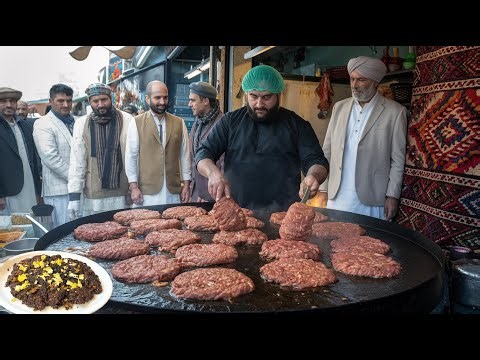 CHEAPEST PAKISTANI GIANT SIZE BEEF QEEMA KABAB MAKING | ORIGINAL PESHAWARI CHAPLI KABAB RECIPE