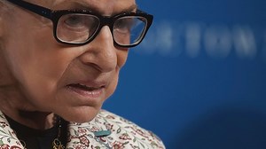 Ruth Bader Ginsburg undergoes lung procedure to remove cancerous growth