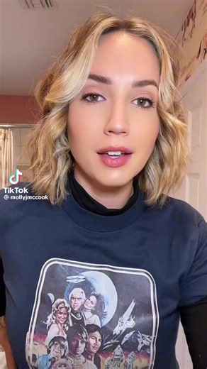 This video by Molly McCook of her Mom Laurette Spang is so adorable! 🥰 #mollymccook #laurettespang #battlestargalactica1978 #battlestargalactica @topfans | Battlestar Raven-BFC 002