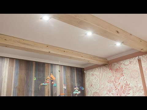 Colocar vigas de madera en el techo de un dormitorio - Decogarden