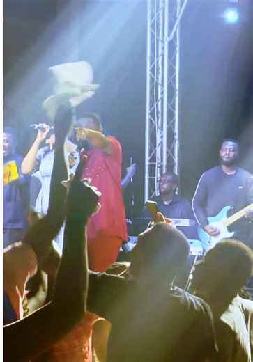 Aseda Fatawo Ewurade… #nacee #gospel #worship @Adom Best✝️🔑 @SammyBa _Ike 🔥 @GH Poki @GHANA EYE @Dadzie TV @Immortal_GXG @DAILY WATCH TV