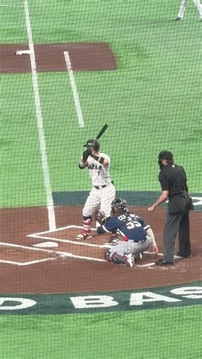 WBCチェコ戦 阪神・佐藤輝明選手 レフトへの二塁打からのお茶たてポーズ 2026・3・１０東京ドーム#佐藤輝明#侍ジャパン#WBC
