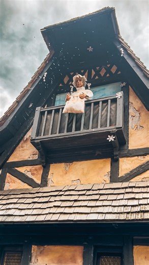 𝙵𝚘𝚞𝚛 𝚌𝚘𝚛𝚗𝚎𝚛𝚜 𝚘𝚏 𝚞𝚜 🌿 on Instagram: "In old German folklore, there’s a magical woman who lives high above the clouds. Her name is Frau Holle. Whenever she shakes out her great feather bed, the feathers drift down to Earth as snowflakes, covering the world in shimmering white. 🌨️ The story comes from the Brothers Grimm, who collected it in the 19th century, but its roots go back much further, to ancient Germanic mythology. Some say Frau Holle (also called Hulda or Holda) was once 