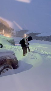 15cm of fresh snow at Hotham overnight. The base is now 107cm. More snowfalls on the way. Enjoy it! 🫶❄️ #snow #mthotham #skiing #snowboarding #australia #hotham #snowfall | Hotham Alpine Resort