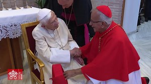 Pope Francis and the new cardinals visited Mater Ecclesiae Monastery to meet Pope Emeritus Benedict XVI for a brief greeting on Saturday afternoon, at the end of the Ordinary Public Consistory. Find out more: https://www.vaticannews.va/en/pope/news/2022-08/pope-francis-and-new-cardinals-visit-benedict-xvi.html | Vatican News
