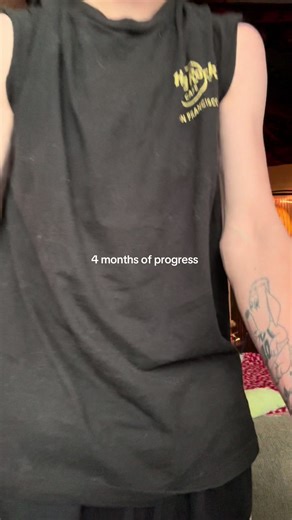 Edit: stop j telling me to eat more gl. Not much bigger, j more toned… needa bulk 🫠 #fyp #workout #ftm #trans