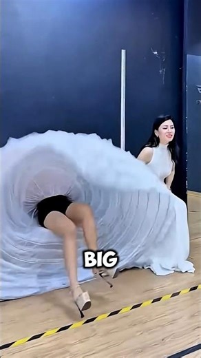 Why You Can’t Sit Carelessly in a Big Dress