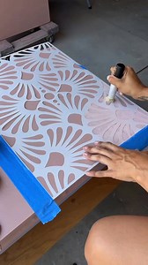 How to use chalk paste with stick & style and stencil. ✨✨ Décor Chalk Paste™ in 30 Amazing Colors! Redesign's highly sought-after Chalk Pastes are now available in ten new colors...making our total color palette beautiful and diverse = 30 total colors! What is Décor Chalk Paste™? Smooth and creamy, with a natural chalky finish, our Chalk Paste® offers a different take on a classic look. Available in a 3.4 oz jar with an inside seal. How do I use Chalk Paste™? Use a Spread Pal to apply Chalk Past