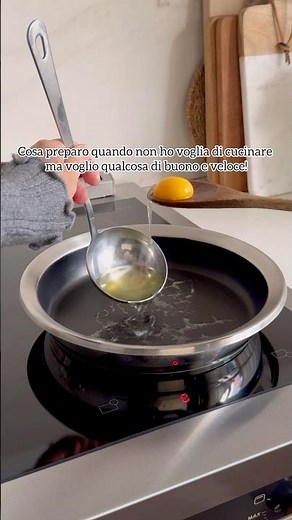 Come fare un uovo al tegamino perfetto. Ricetta facile e veloce