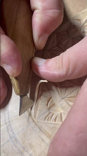 Резьба по дереву своими руками.