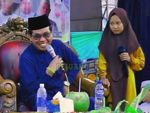 LITTLE GIRL MAKES EVERYONE LAUGH