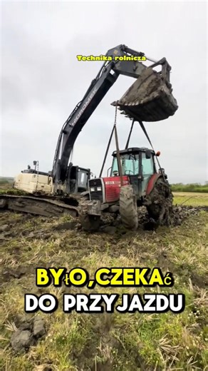 Potężna wtopa ciągnika na bagnie #short #shorts #rolnictwo #agriculture #farming #ciągniki #ciągnik