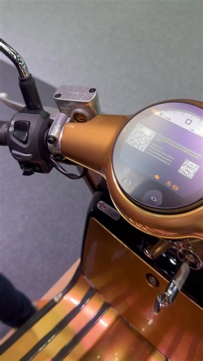 Set up is dead simple - wifi connect - scan QR code - done ✅..mirrors your phone screen . | SF Stainless