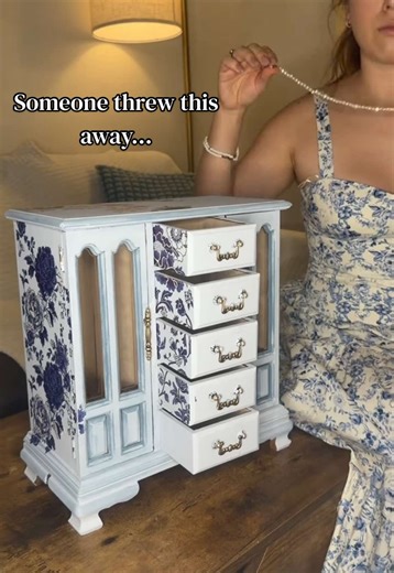 Transforming a Found Jewelry Box: A Before and After