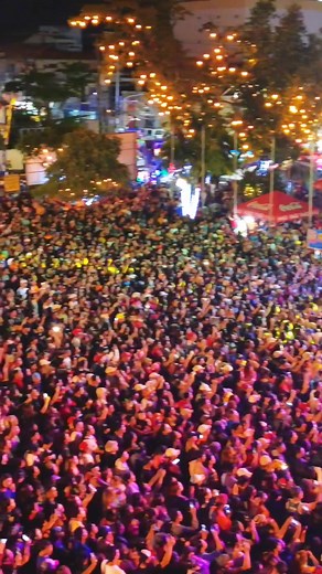 Sobrang solid talaga ng Sweet Notes sa Kalibo! ❤️🎵🤘 🚩Kalibo, Aklan, Philippines #sweetnotes #kalibo #fypviralシ #fypシ゚viralシ #SweetnotesMusic #atiatihan #Aklan #PastranaPark #FeelAliveFeelAklan #BagongKalibo #fypシ゚ #aklanongmanggugubat Part 4 | Aklanong Manggugubat