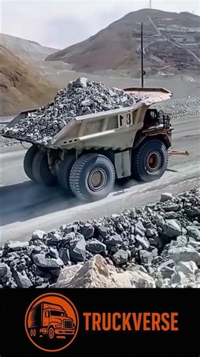 Thunderous Sound! Cat 797F Truck Conquers the Incline! 🔥🚛💥