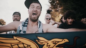 4, 3, 2, 1... SCOTTY BEAM MICH HOCH !!! 🚀 https://marteria.lnk.to/Roswell | Marteria