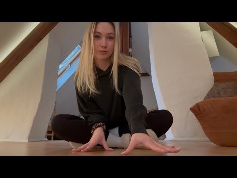 ASMR Massaging the Floor | close up & back, scratching, tapping, pillow massaging ☁️