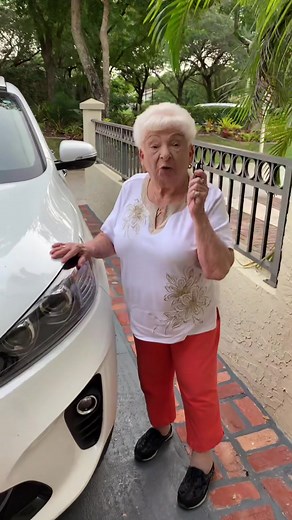 90-Year-Old Grandma Remembers Her Driving Days