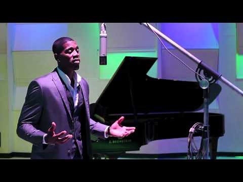 Whitney Houston "I look To you" The best Tribute, by Terrell Carter