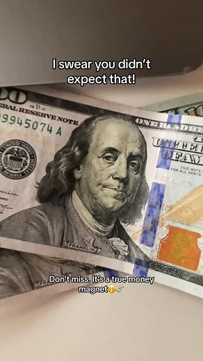 Revive App works better than TikTok sounds🤫 #reviveapp #revive #voiceeffects #revive_app #singingpicture #moneychallenge #moneymustbefunny #moneymindset #moneymeme #ai #aimemes