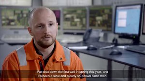 Last week marked a key milestone 🗝 as we shut-in production from the Tyra field processing 90% of Denmark's natural gas. The shut-in will allow for the next steps in the Tyra Redevelopment to take place 🔧. "I would like to thank the teams both onshore and offshore for all their hard work which culminated last week with a safe and successful shut-in," says Morten Hesselager Pedersen, VP and Head of Tyra Redevelopment. 👭👬👫 #keymilestone #mytotaldk #tyraredevelopment #teamwork | TotalEnergies