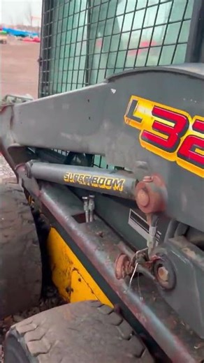 2023 NEW HOLLAND L320 For Sale