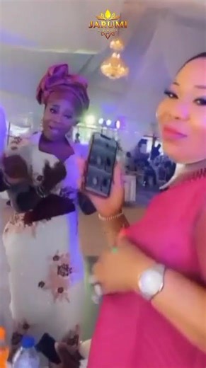 Mercy Johnson Dancing With Her Brother In-laws @ A Wedding Party #shorts