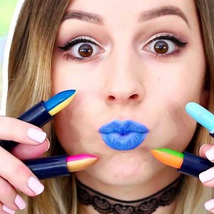 58K views · 288 reactions | Des rouges à lèvres MULTICOLORES ? Je teste ! | Laura R | Facebook