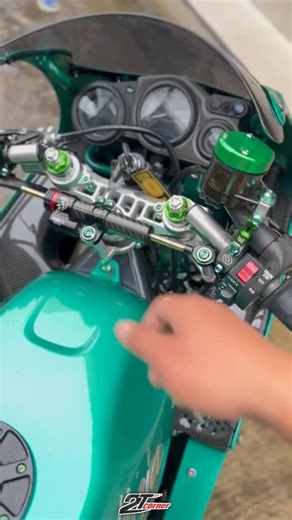2T Corner Official on Instagram: "Type : NINJA RR OLD Price : RP 85.000.000 Status : FORSALE Loc : SUKABUMI Spek : KAWASAKI NINJA RR OLD 2010 ASLI HIJAU -Surat surat lengkap STNK BPKB -Pajak off Nopol D bandung -Body full repaint tangki utuh ga kropos Part modif •Master rem Brembo Rcs Corsa corta17 original •Handle Kopling Accossato original •Kaliper depan Brembo Gp4rs original •Kaliper belakang Brembo 2p original •Selang rem depan belakang HELL •Shockbleaker belakang Moto1 •Shockbleaker depan R