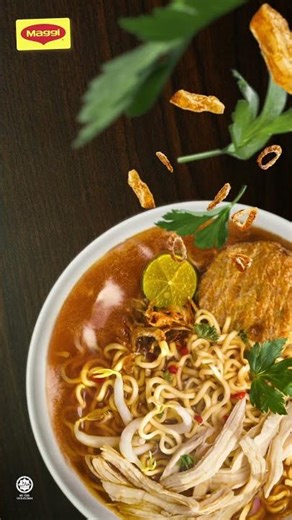 MAGGI® Sup Ayam Berempah, with aromatic chicken soup with authentic heritage spices.