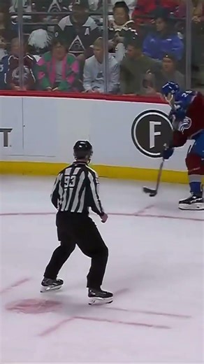 Artturi Lehkonen propulse l'Avalanche aux commandes!🚨🔥