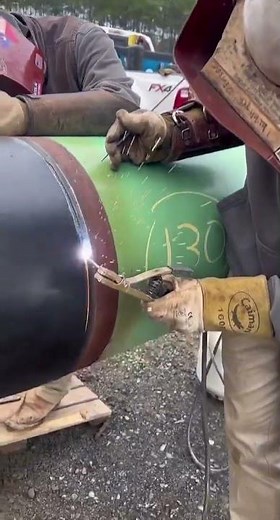 Welding Safety: Keep Yourself and Your Workspace Secure! 🔥⚡