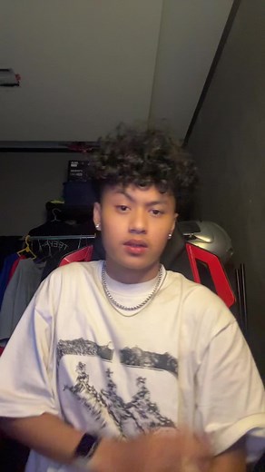 Understanding Sign Language Through Engaging Gestures