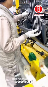 117K views · 1.9K reactions | Sagitar LCD instrument and central control large screen assembly #auto manufacturing #auto production the whole process #Douyin car people co-creation plan #dou is a good car | Bilochpuratips automobile | Facebook