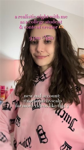 hanna 🩷 on Instagram: "whoaaa new kind of video !!! @hannaengle_ also i made a second acc on tik tok of stuff not related to psoriasis :) #nightroutine #collegestudent #contentcreator #scratchyscalp"