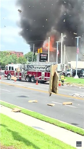 Massive explosion in Wilmington, North Carolina after gas pipes ruptured!