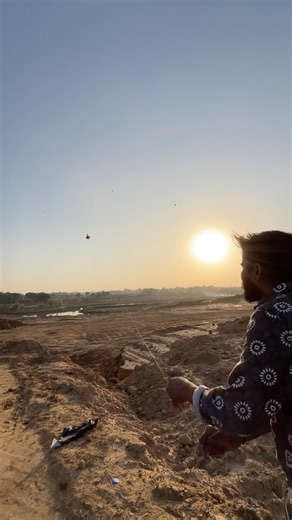 Kite fighting #shorts #kitelover #kiteflying #kitefighting