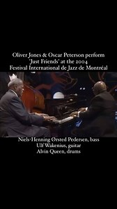 Today we celebrate the 90th birthday of the great Oliver Jones! Magical and unforgettable memories from OP & OJ's first and only public performance together at the 2004 @festivaljazzmtl. Oliver returned to the Montréal Jazz Festival this past July and surprised a room full of friends, family, and fans when he sat down at the piano and ended the evening with another unforgettable performance. How lucky we are to have him and be able to celebrate him. Happy 90th birthday, Oliver! We love you so ve