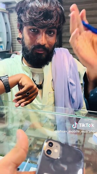 Apple 11 64GB sold out